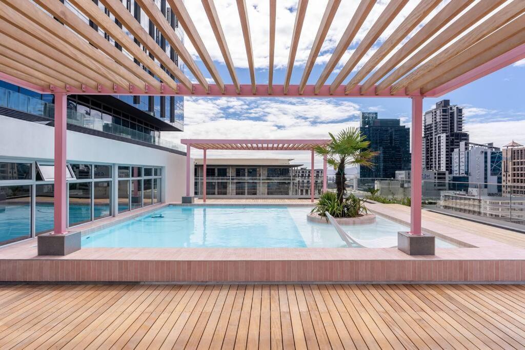 The Rose 604: Central Studio With Rooftop Pool كيب تاون المظهر الخارجي الصورة
